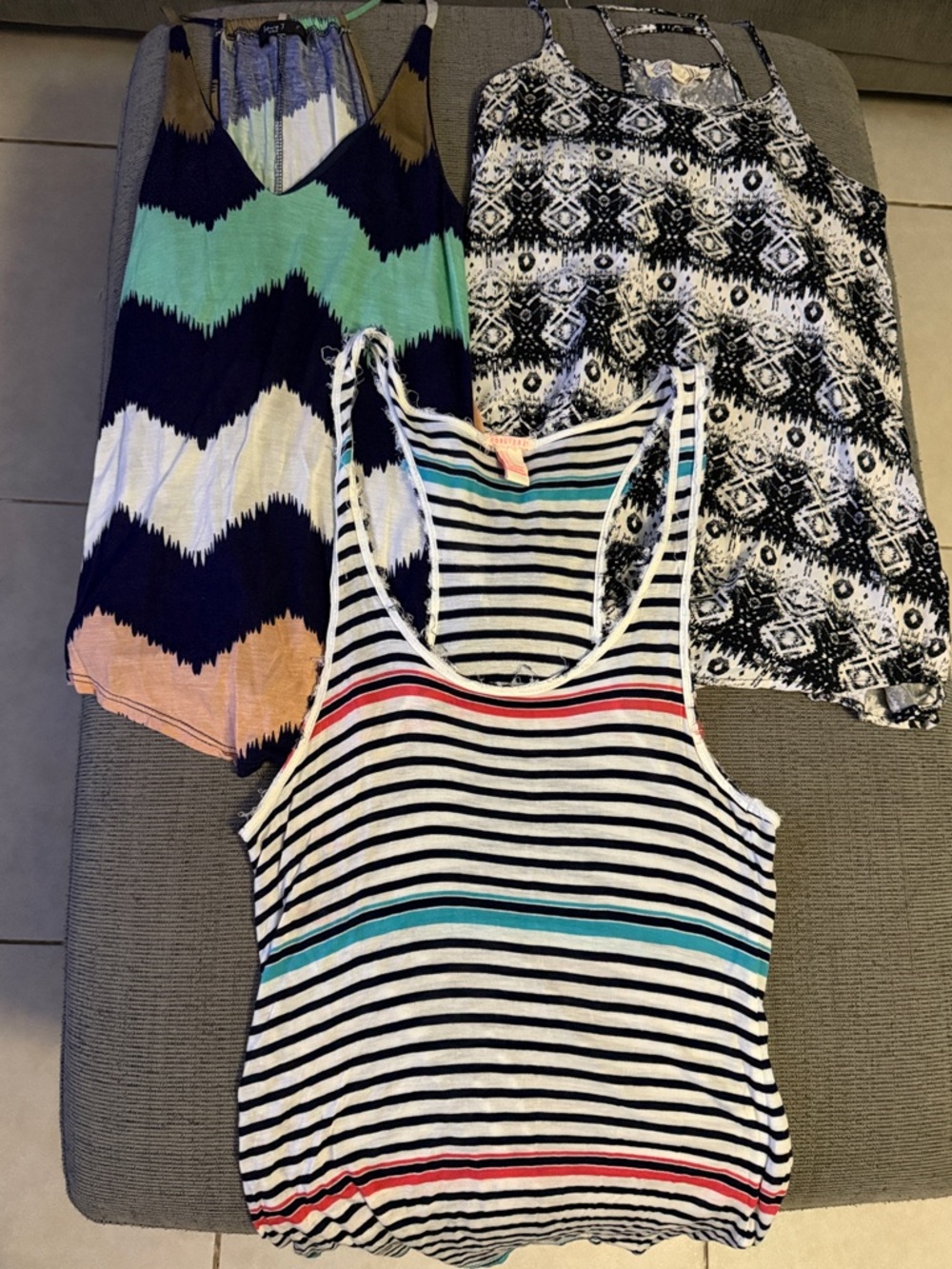3 small tops bundle